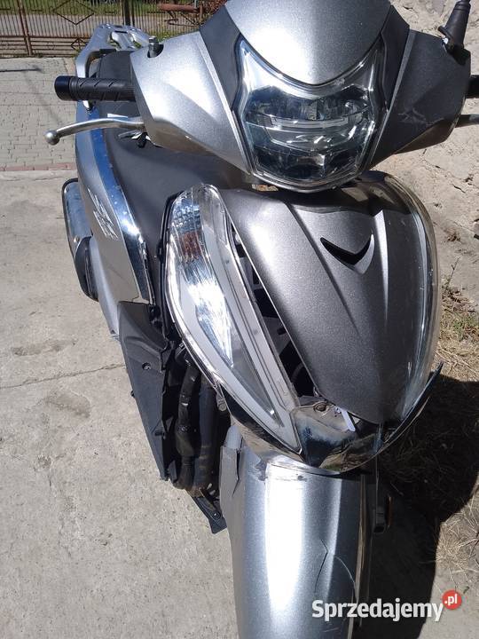 Przedni plastik nosek Honda SH 300 18r części Sandomierz