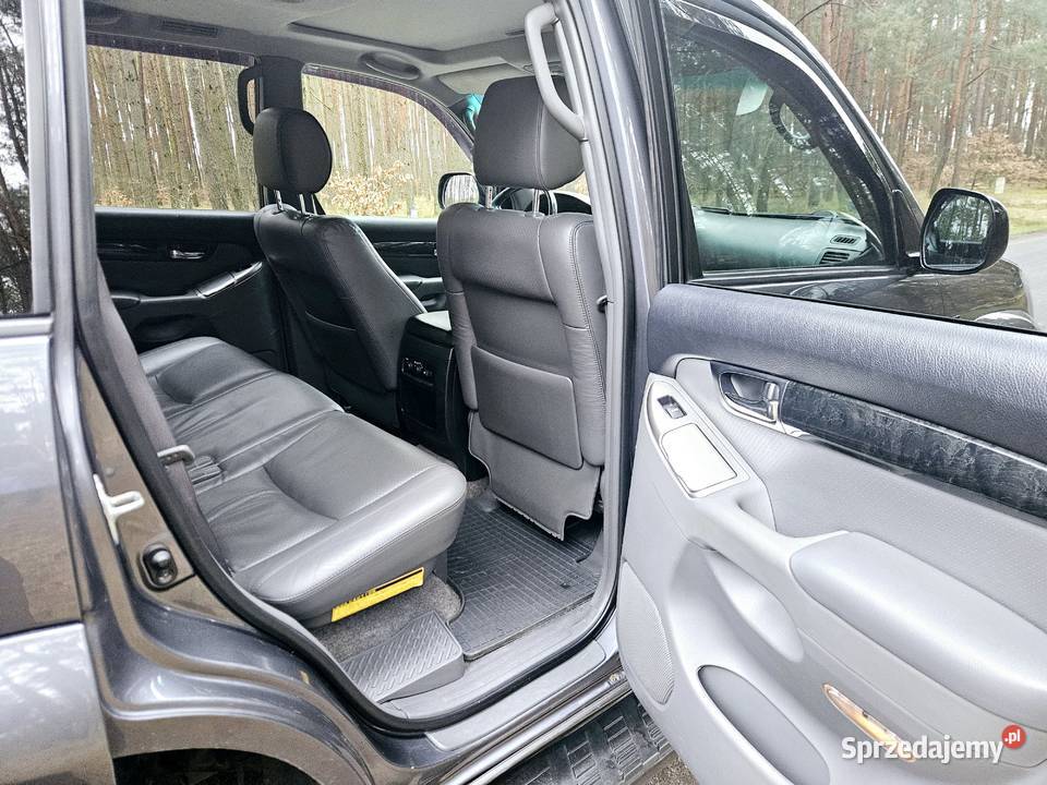 Toyota Land Cruiser 120 Lubasz