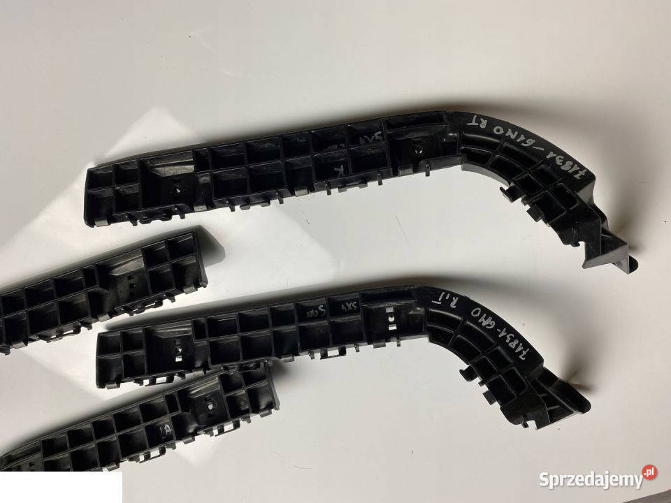 SUZUKI SX4 SCROSS ŚLIZG MOCOWANIE ZDERZAKA TYŁ osobowe