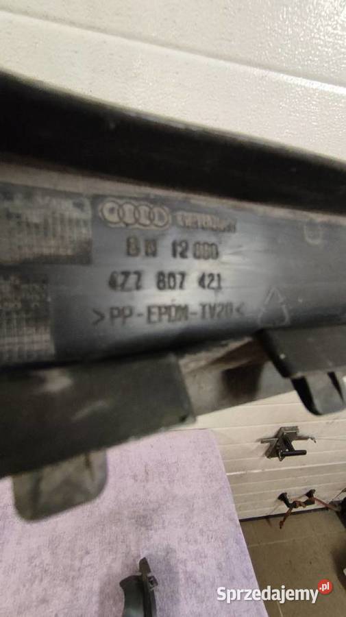 Listwa dolna zderzaka Audi A6 Allroad Części samochodowe Księżyno
