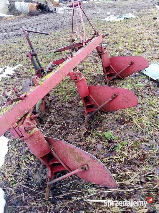 Sprzedam pług 3 skibowy ruski sprzedam
