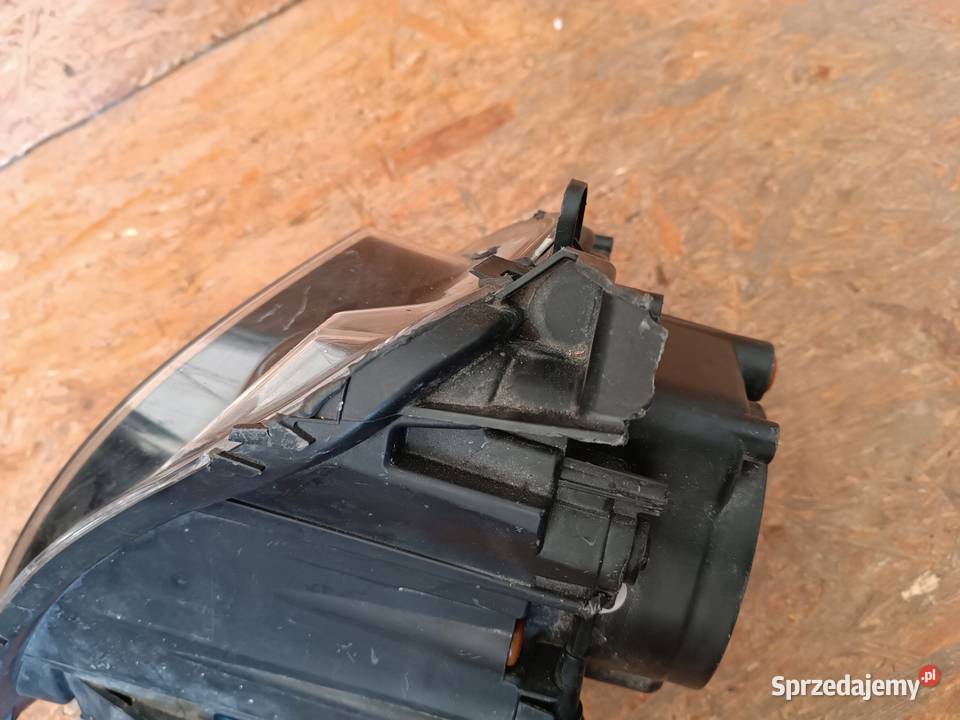 LAMPA REFLEKTOR PRAWY PRZÓD EU JEEP CHEROKEE V Nowy Tomyśl