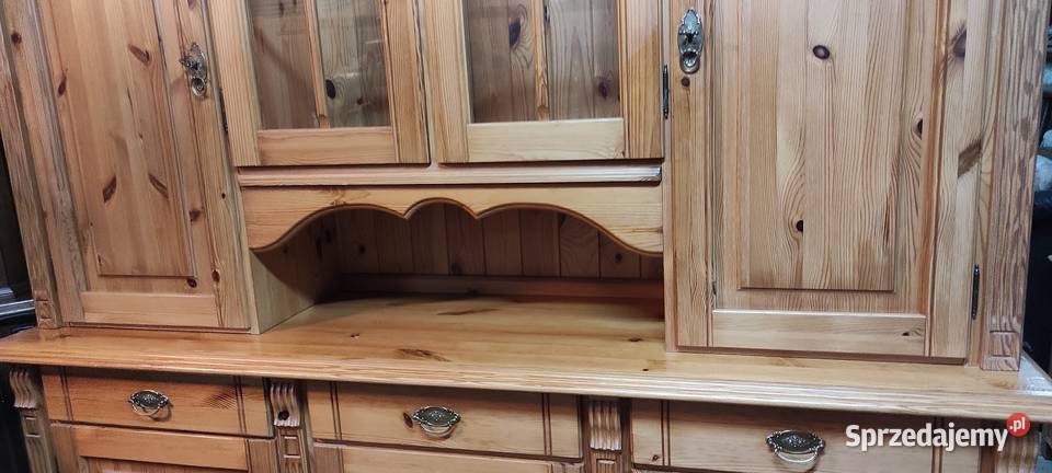 ładna witryna sosnowa kredens podświetlony z Sypniewo