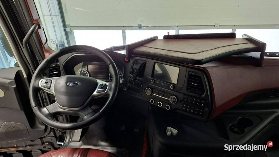 Ford F 500 127 TDCi E6d 180t automatyczna