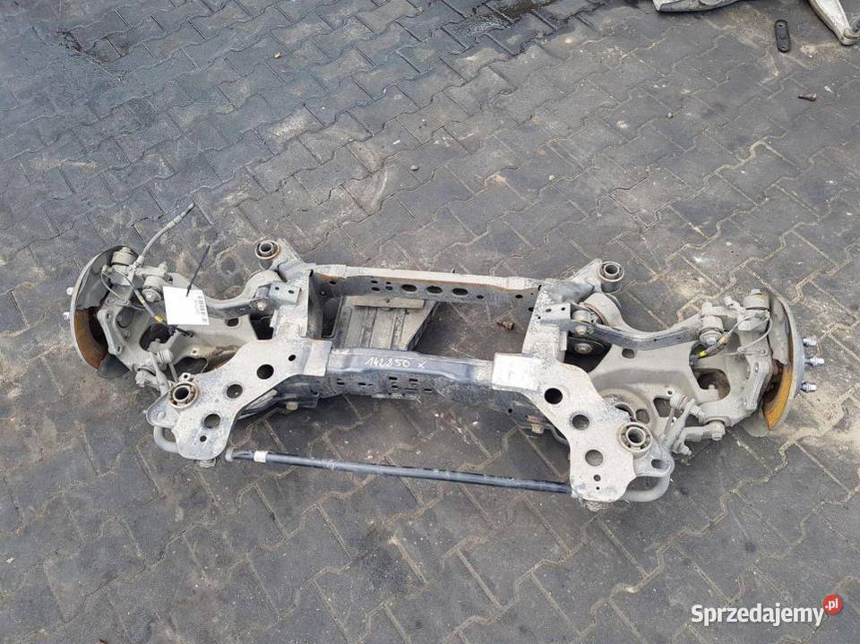 BELKA SANKI TYŁ FORD FUSION MK5 2017 osobowe Pozostałe