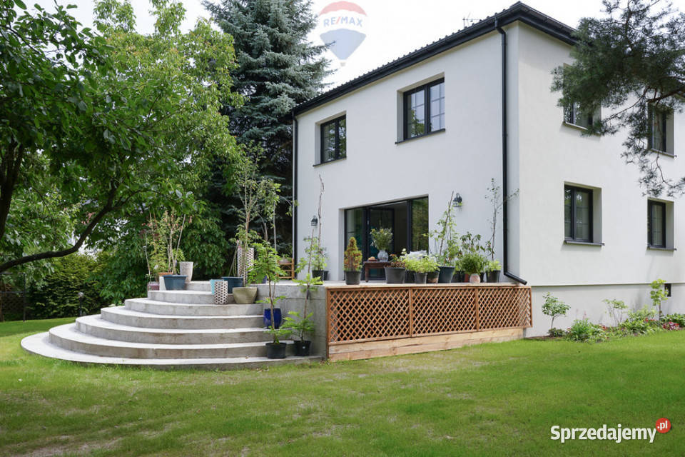 Willaobok PODKOWY LEŚNEJ i MILANÓWKADUŻA DZIAŁKA Owczarnia