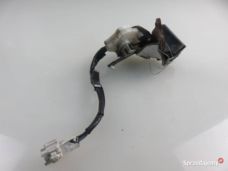 ZAMEK KLAPY TOYOTA AVENSIS VERSO M2 sprzedam