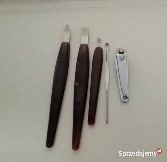 Zestaw przyrządów do manicure Łódź sprzedam