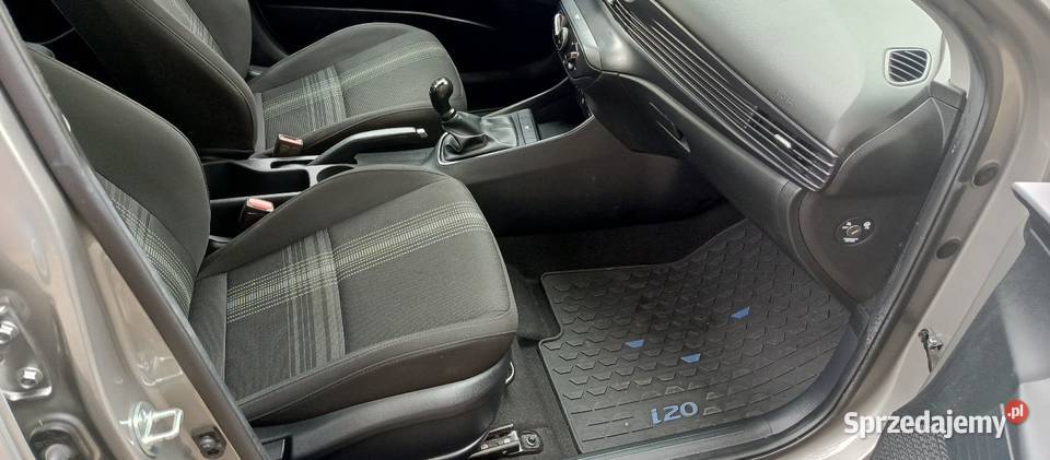 Hyundai i20 krajowy 2022 benzyna sprzedam