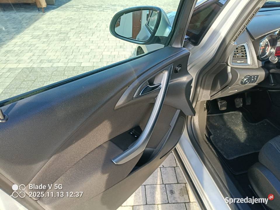 Opel AstraJ 2012 14 B Przebieg 252 VAT marża Radom