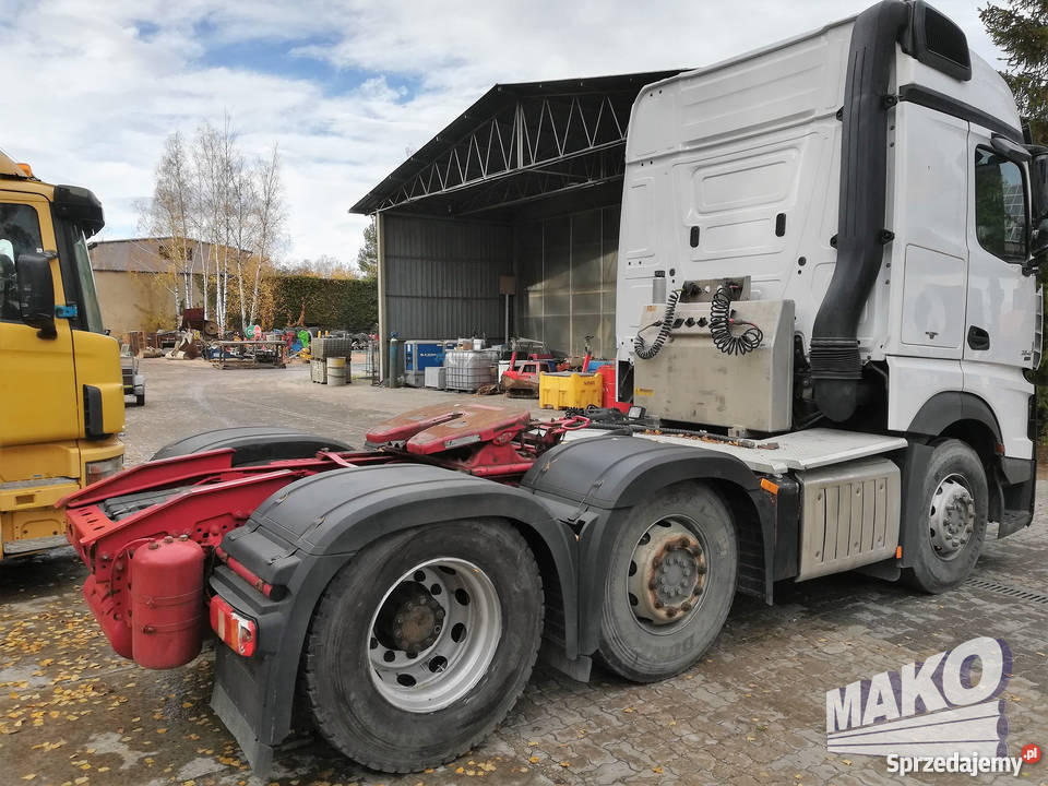 Ciągnik siodłowy Mercedes Benz Actros MP4 2545 12809cm3 Ostrowiec Świętokrzyski