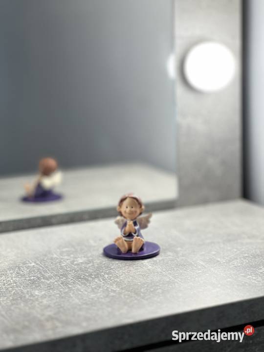 Figurka figura anioł aniołek fioletowy Jasło