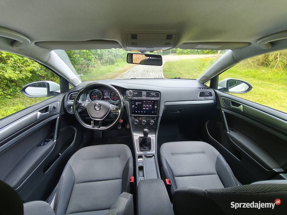 VW GOLF LIFT 2018r 10 TSI Golf Mława sprzedam