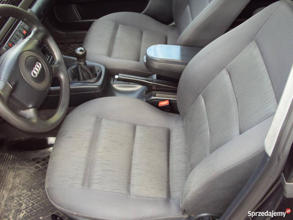 Audi A4 granatowy elektryczne lusterka Końskie