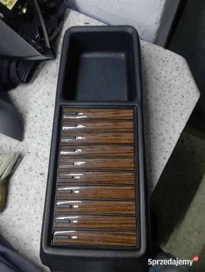 Box na kasety Mercedes W124 wysyłka Rok produkcji 1998 Złotoryja