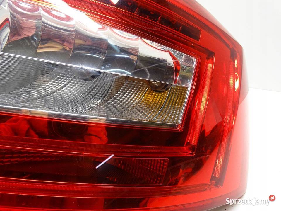 LAMPA PRAWA PRAWY TYŁ TYLNA W BŁOTNIK SKODA Błotniki sprzedam