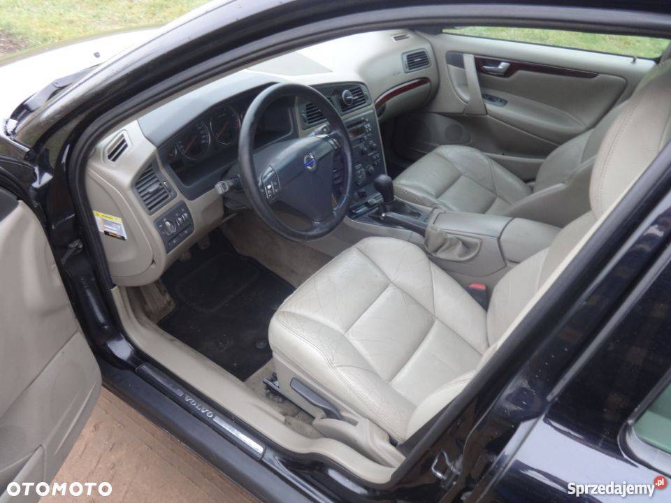 Volvo S60 24d czarny manual S60