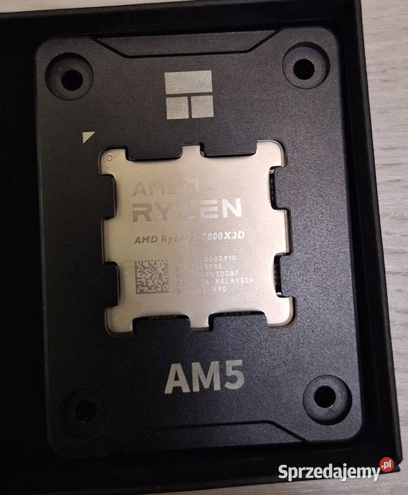 AMD Ryzen 7 7800X3D Mounting Armor