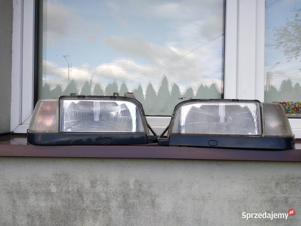 Volvo 440 460 lampy przednie przód prawa lewa osobowe Sieradz