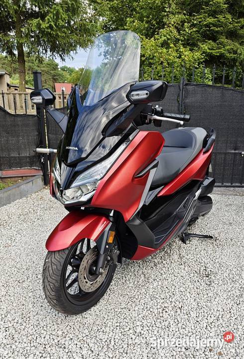 Skuter Honda Forza 125cc 2018r 9600 FULL LED ABS