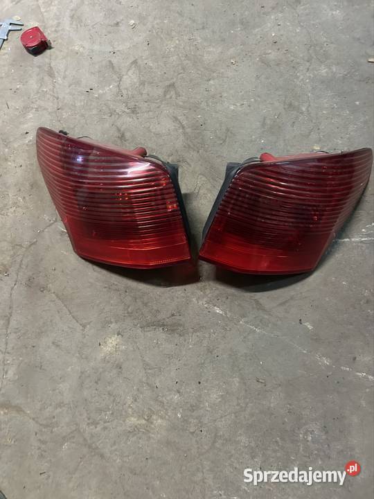 Lampa prawy lewy tył peugeot 407 SW kompletne z małopolskie Kęty sprzedam