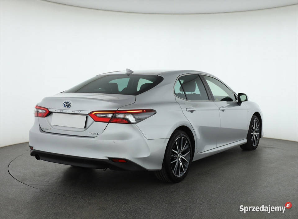 Toyota Camry 25 Hybrid 4/5 mazowieckie sprzedam