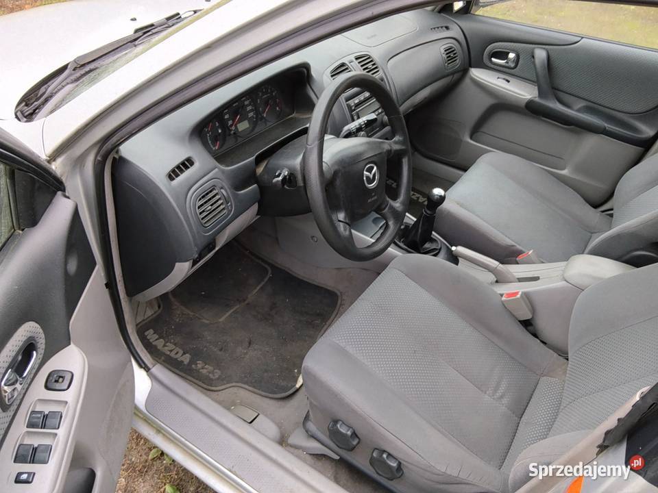 Mazda 323f BJ 15 16v2001 Stan blacharski W Hatchback łódzkie Zgierz
