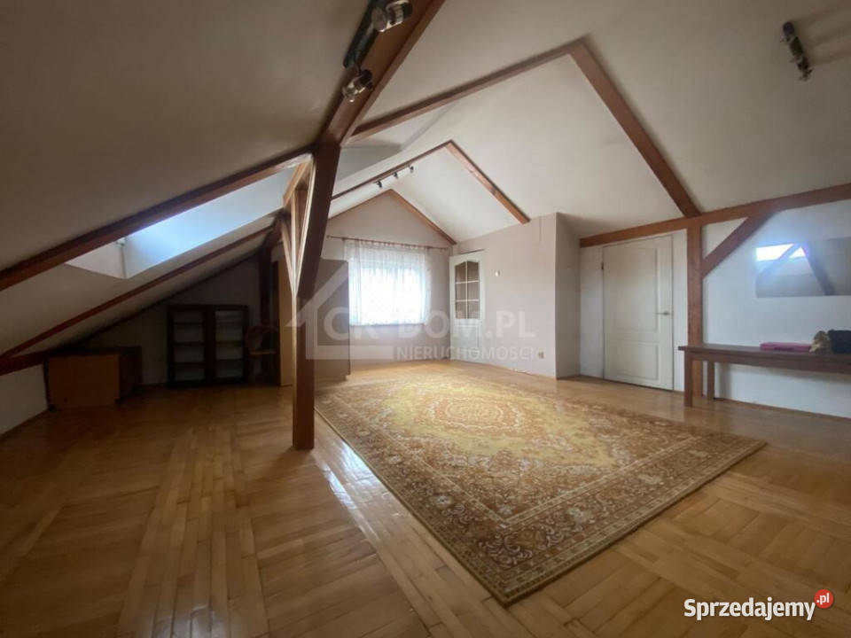 Kameralny bliźniak 260 m Idalin Radom 3 garaże