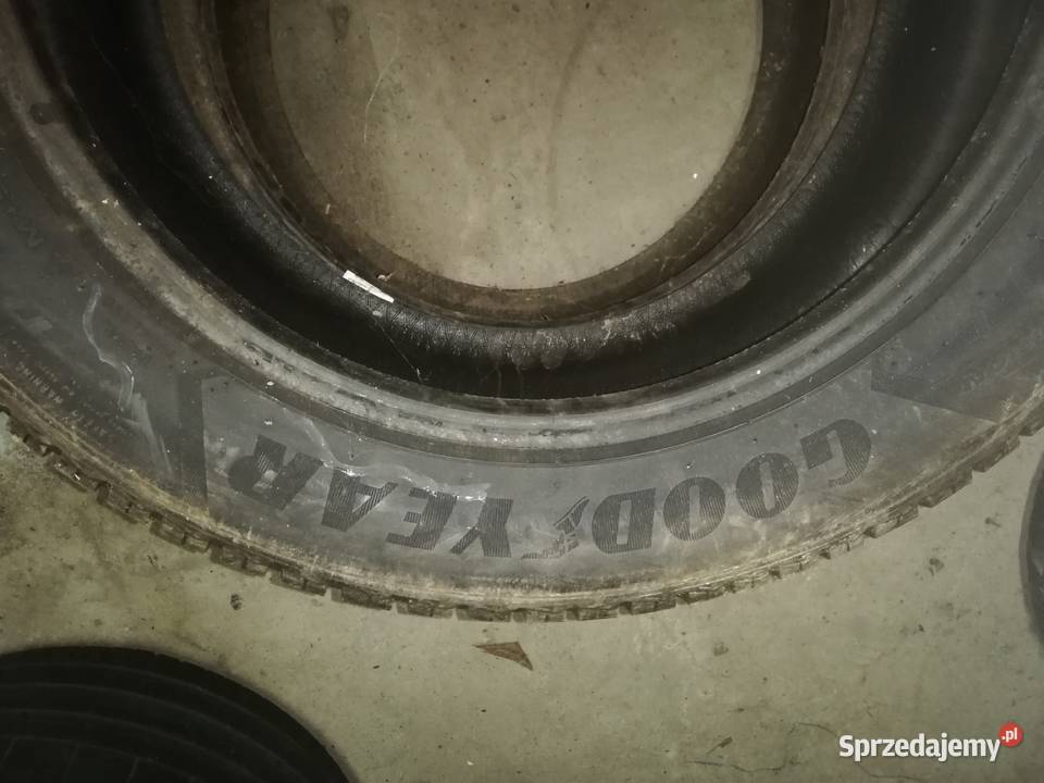 GOOGYEAR ULTRAGRIP 8 PERFORMANCE 22555 R17 101V Zbaków Górny sprzedam