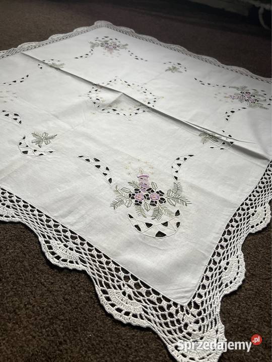 Obrus haftowany richelieu szydełkowy śląskie Zabrze