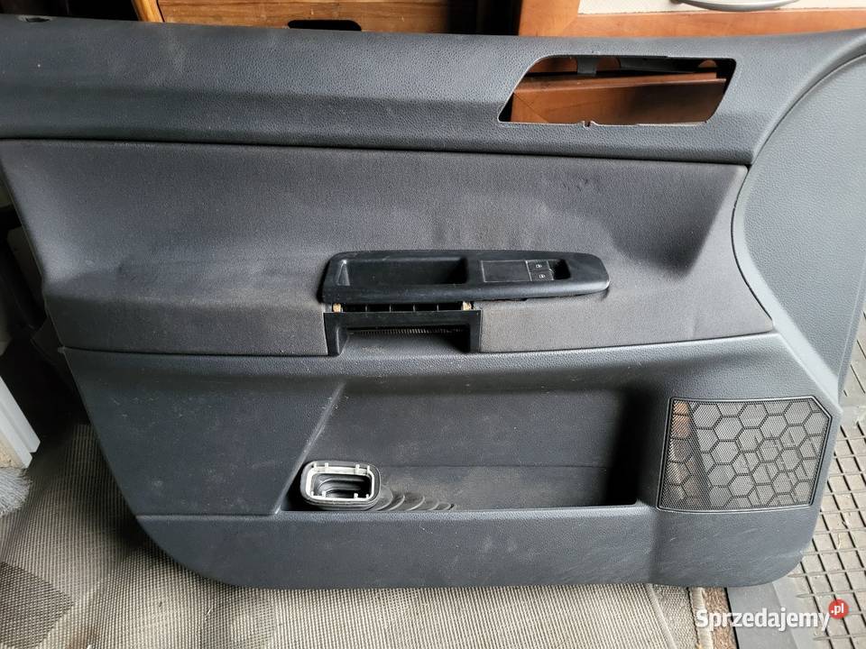 Drzwi prawy przód LA7W I inne części śląskie Tychy