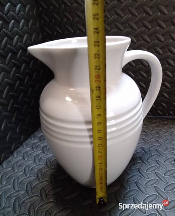 Le Creuset duży biały dzbanek z kamionki 22L Radlna