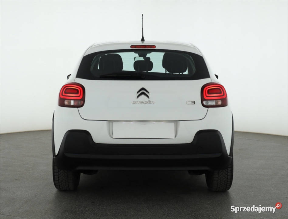 Citroen C3 12 PureTech Rok produkcji 2021 Piaseczno sprzedam