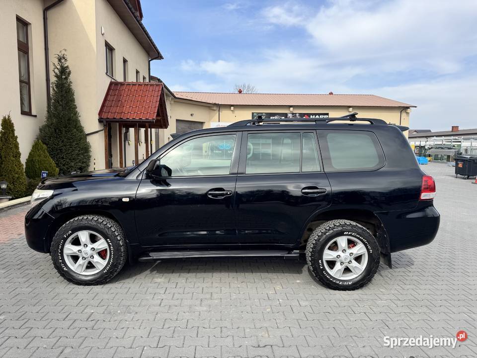 Toyota Land Cruiser V8 45d LC200 polski salon Węgrzce
