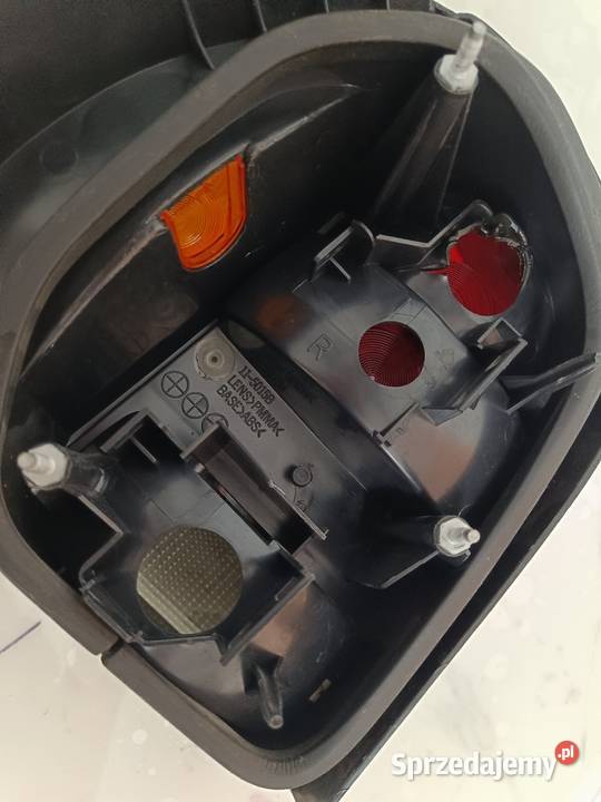 Lampa prawa VW polo 6n Black Hella Tyc kujawsko-pomorskie Bydgoszcz