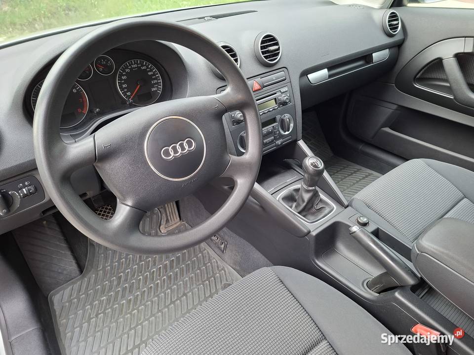 Audi A3 8P 2003R Benzyna 16 8V 102 Z NIEMIEC Iwonicz