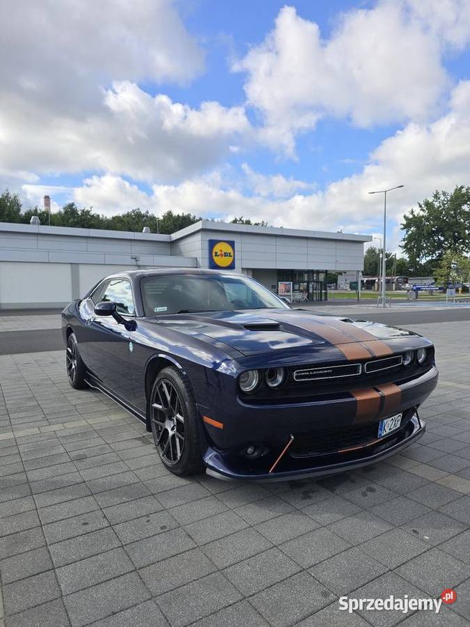 Dodge challenger 36v6 LPG Rok produkcji 2015 łódzkie Łódź sprzedam