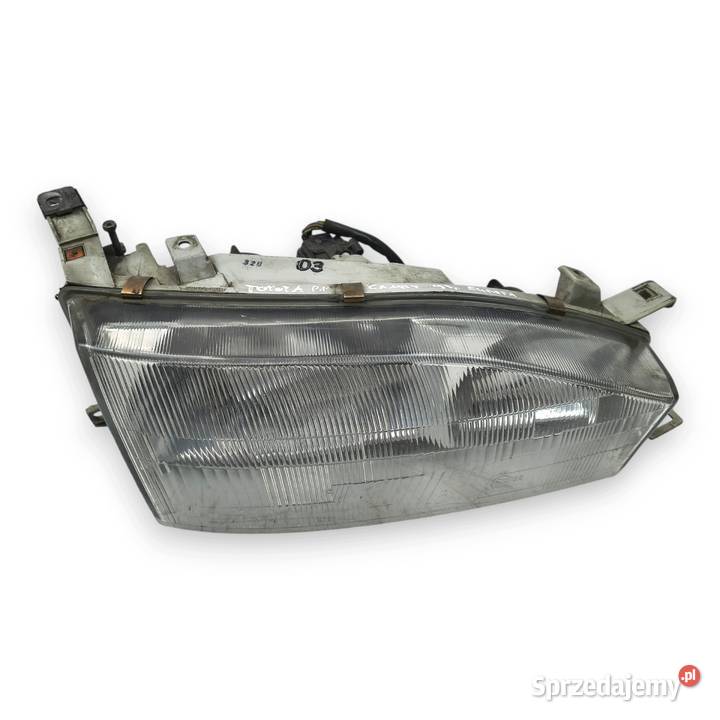 LAMPA PRAWA Toyota Camry III prawy przód Chełm