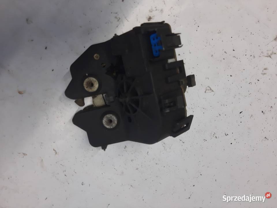 Ford Focus HB zamek klapy tylnej tył