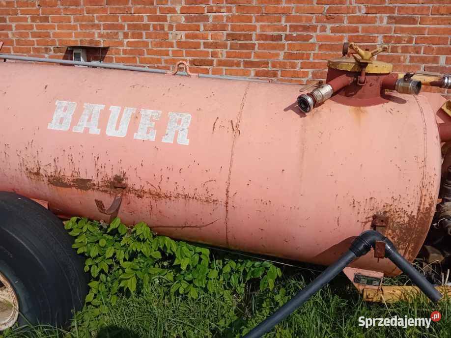 Wóz asenizacyjny3000 l przystosowany do Michów
