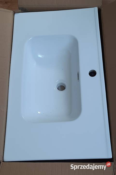 Umywalka ceramiczna biała naszafkowa