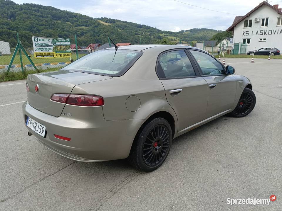 Alfa Romeo 159 19 8v 120 isofix Laskowa sprzedam
