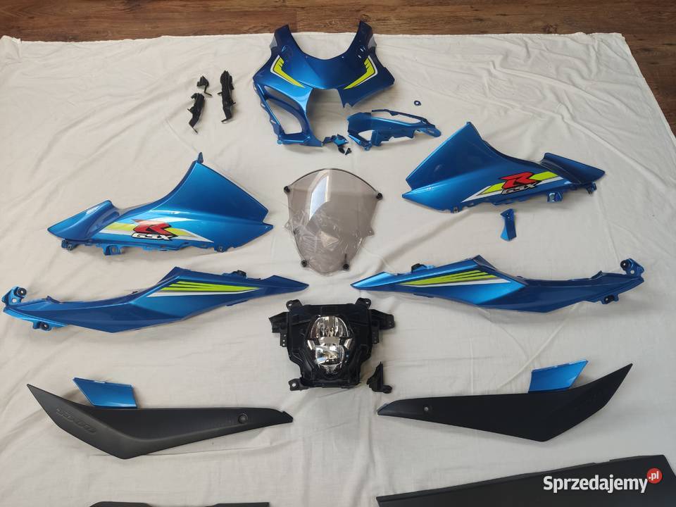 Suzuki GSXR GSXR 1000 L7 L8 L9 owiewki komplet Elementy nadwozia Toruń sprzedam