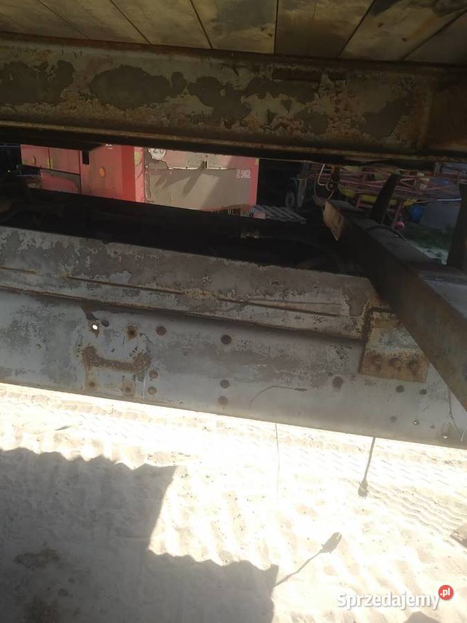 Przyczepa 3 stronny wywrot mocna nieuszkodzony Pamiętowo