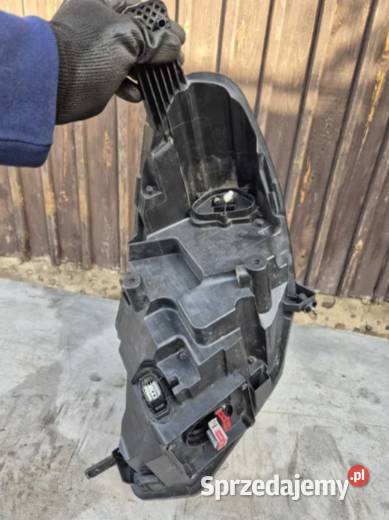 Lampa Prawa FORD Fiesta MK8 Full LED GN9LA prawe Częstochowa