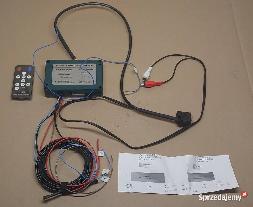 VNS ADAPTER MULTIMEDIALNY RGB MULTIMEDIA osobowe