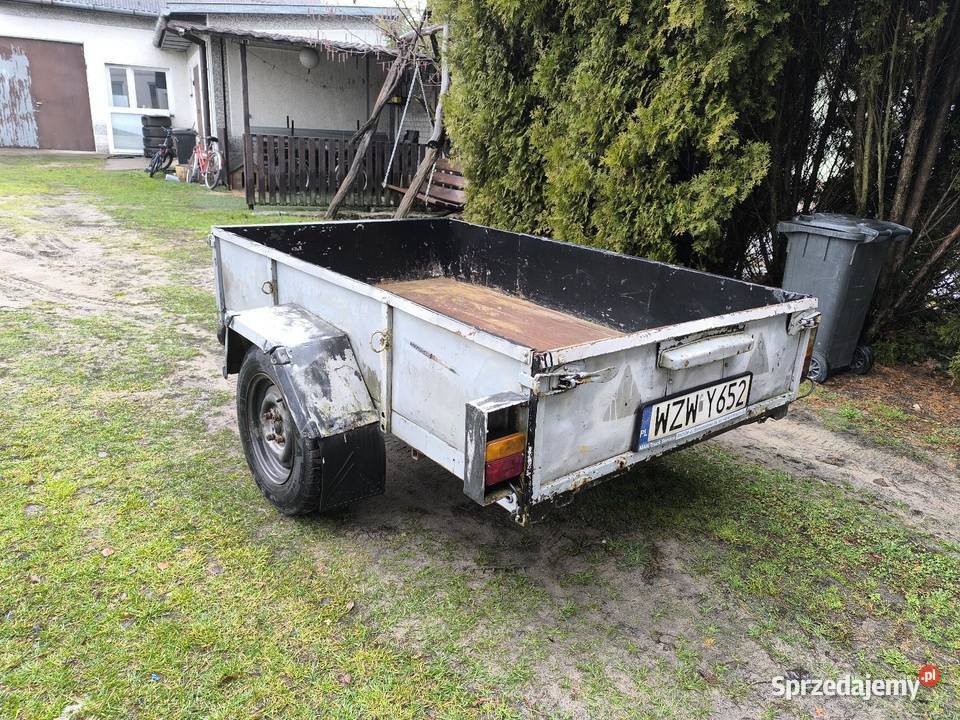 Przyczepka samochodowa zarejestrowana Radom