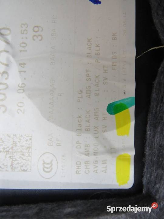 BOCZEK DRZWI PRAWY TYŁ SEDAN MERCEDES W205