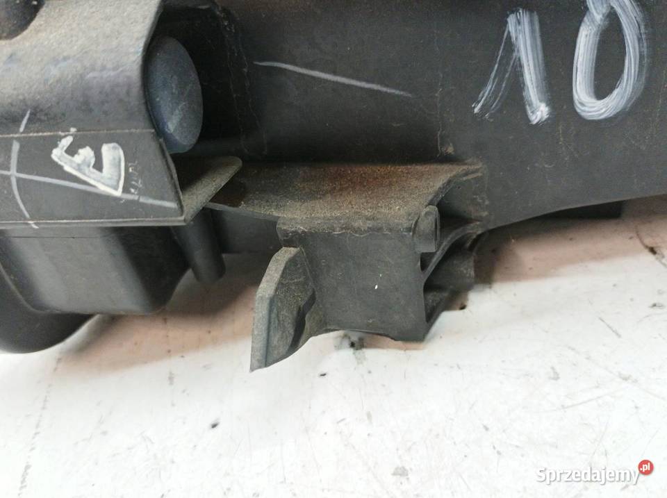 LAMPA PRZÓD PRAWA XENON EUROPA T27 Toyota osobowe