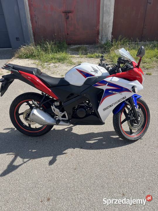 Honda CBR125R 2011r JC50 Wolbrom